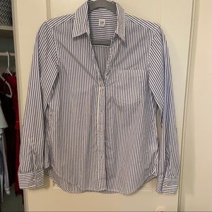 Gap button down blouse